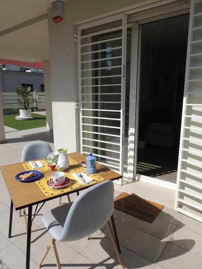 Guest house Maisonette Modena Park Italy